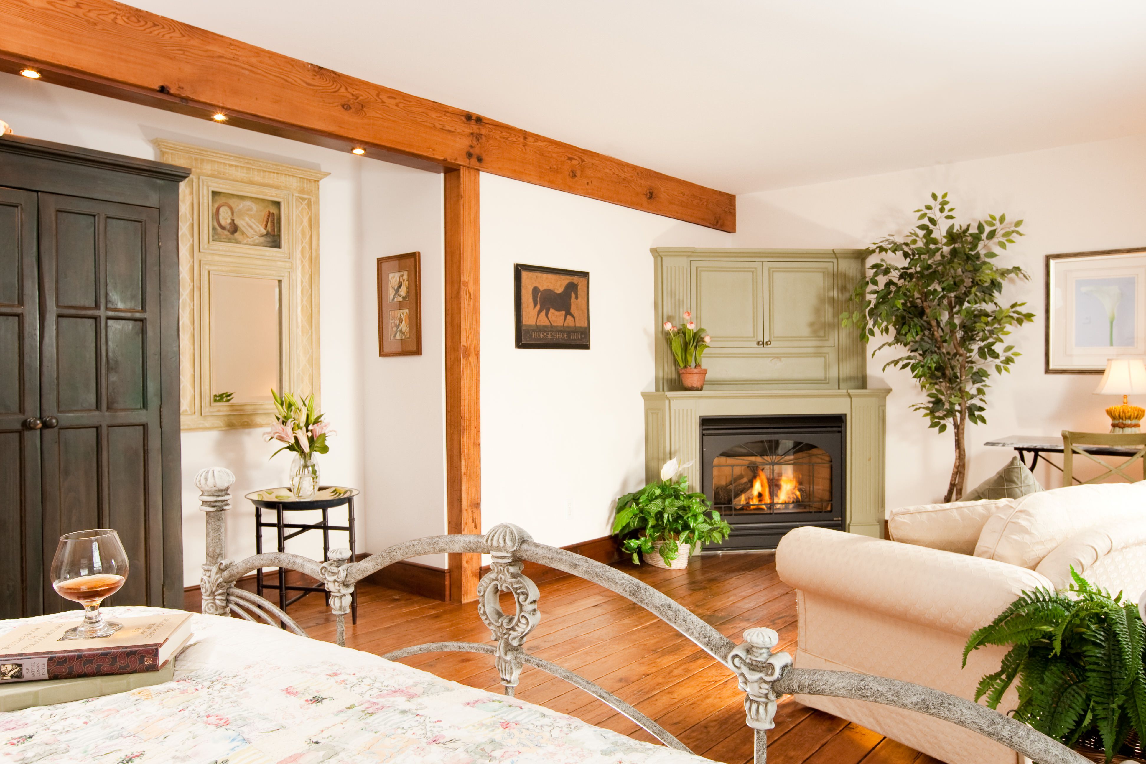 Suite at Stonecroft Inn view of the living room and fireplace