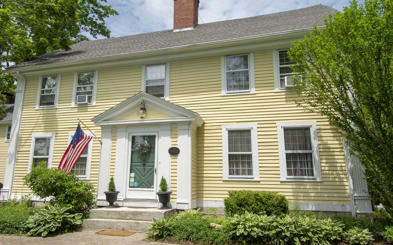 #1 BEST RATED Bed And Breakfast In Mystic | Stonecroft Inn